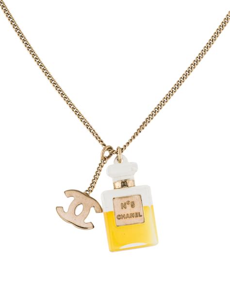 chanel no 5 necklace.